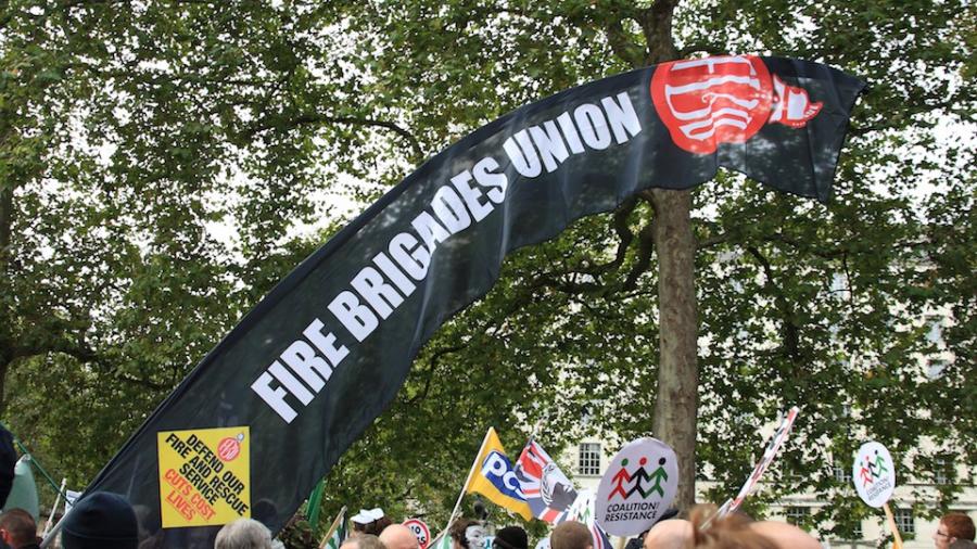flag-banner-curve-protest