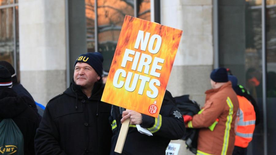 no-fire-cuts-placard