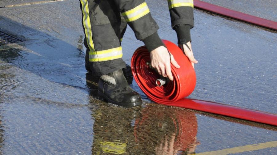 rolling-up-hose-pipe