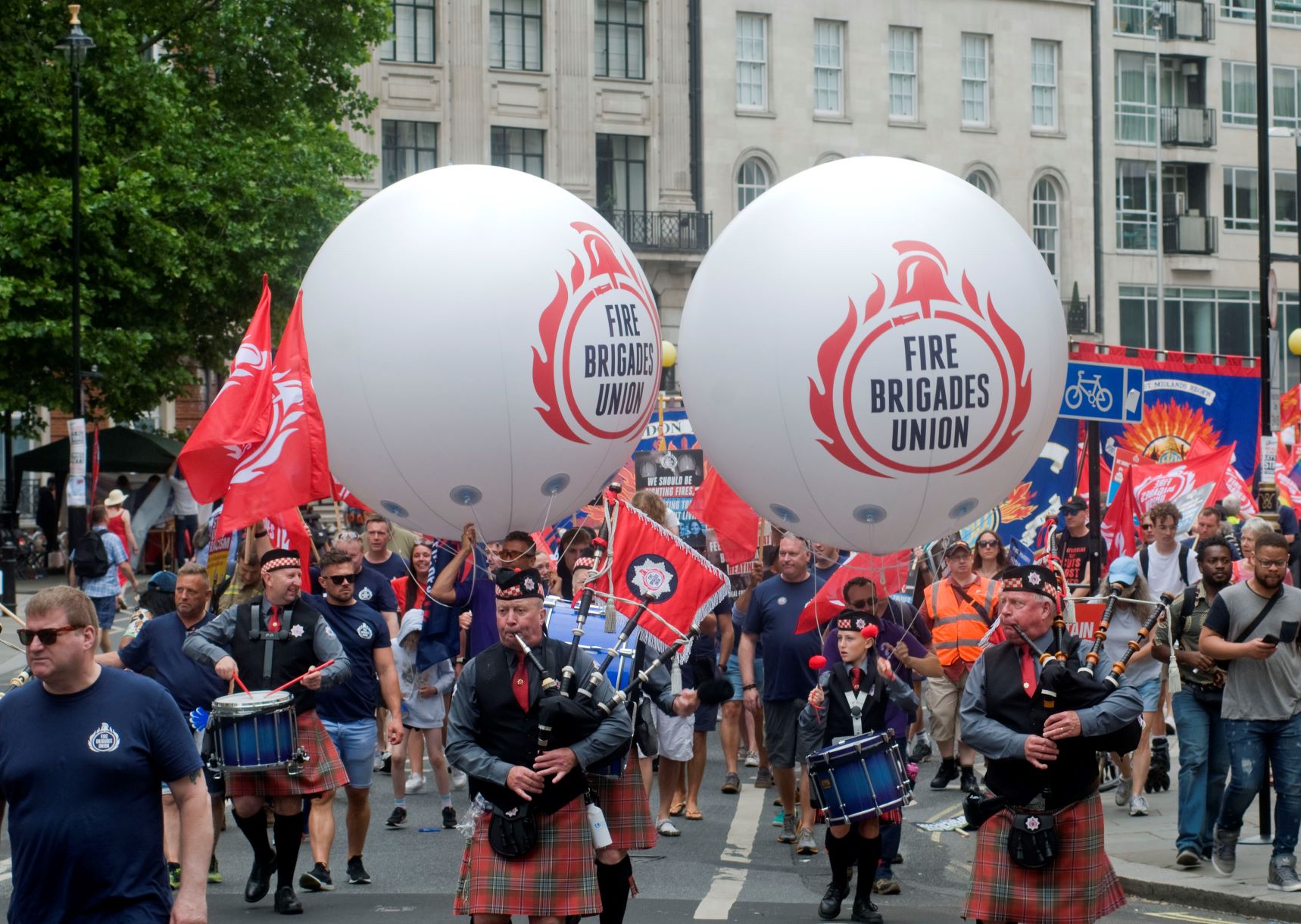 Firefighters TUC rally 18 June c Stefano Cagnoni