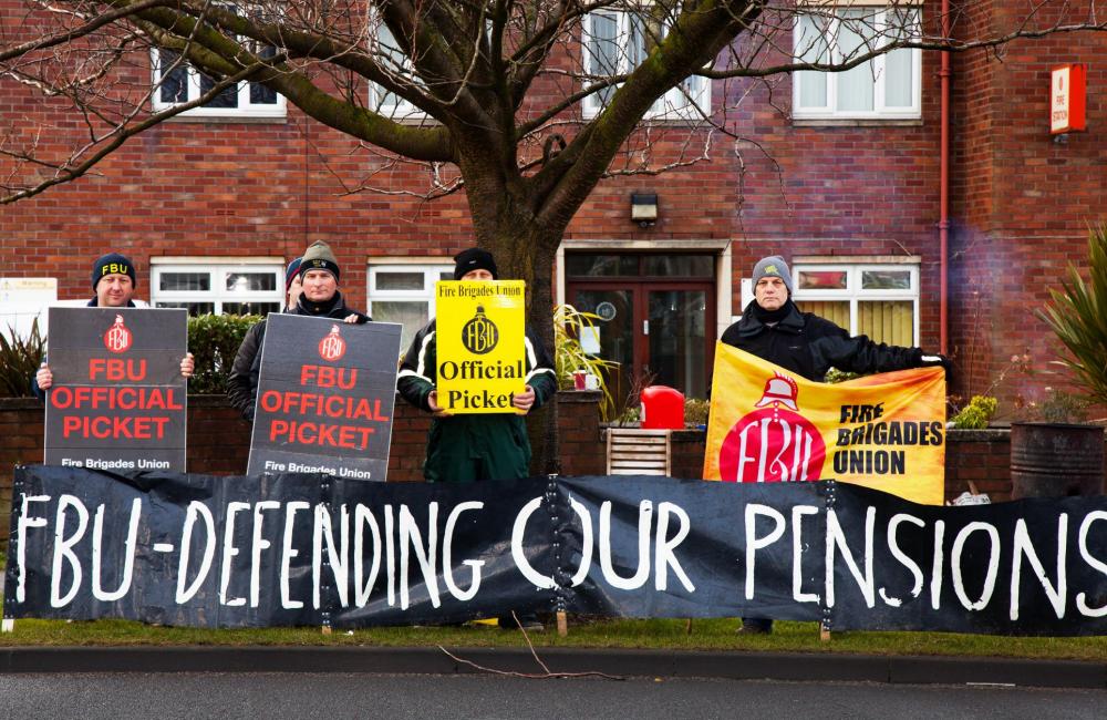 Defend our pensions Lancashire ff pickets credit Alamy