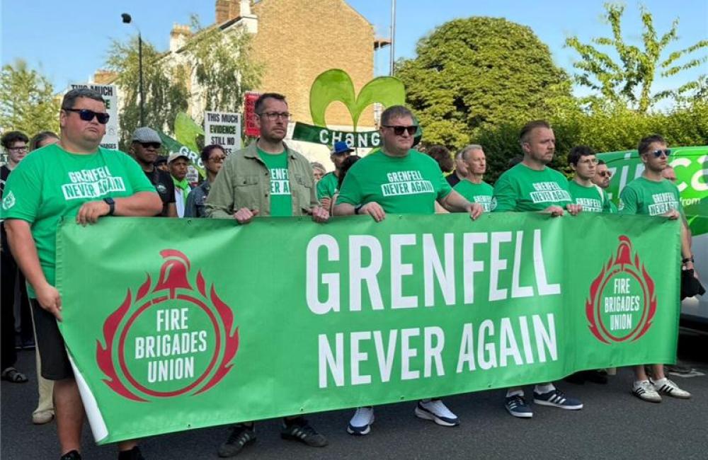 Grenfell Never Again banner