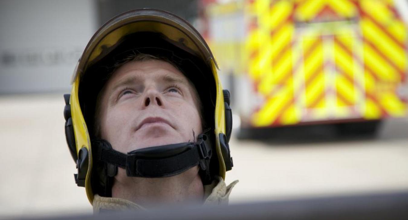 firefighter helmet fire applicance