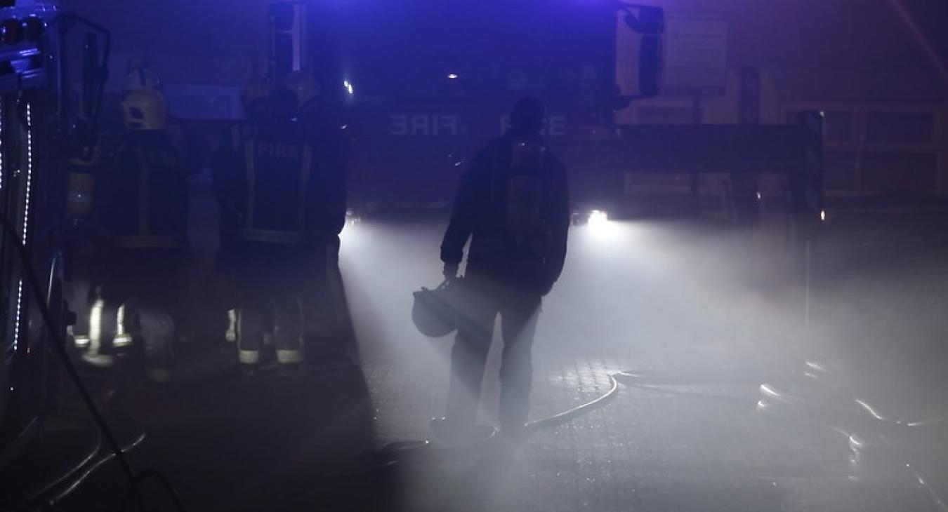night fire appliance lights smoke