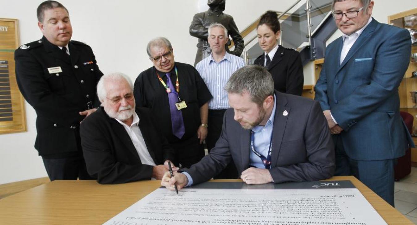 TUC Union signing
