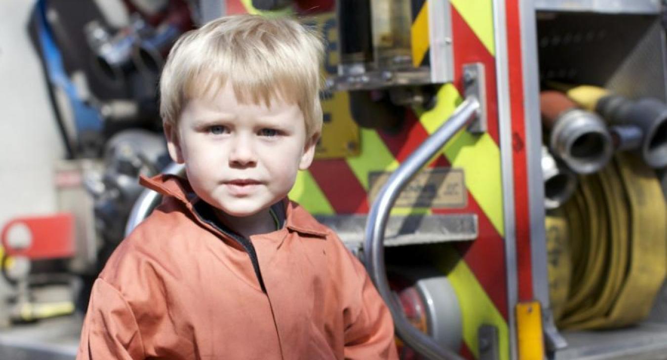 child-fire-engine