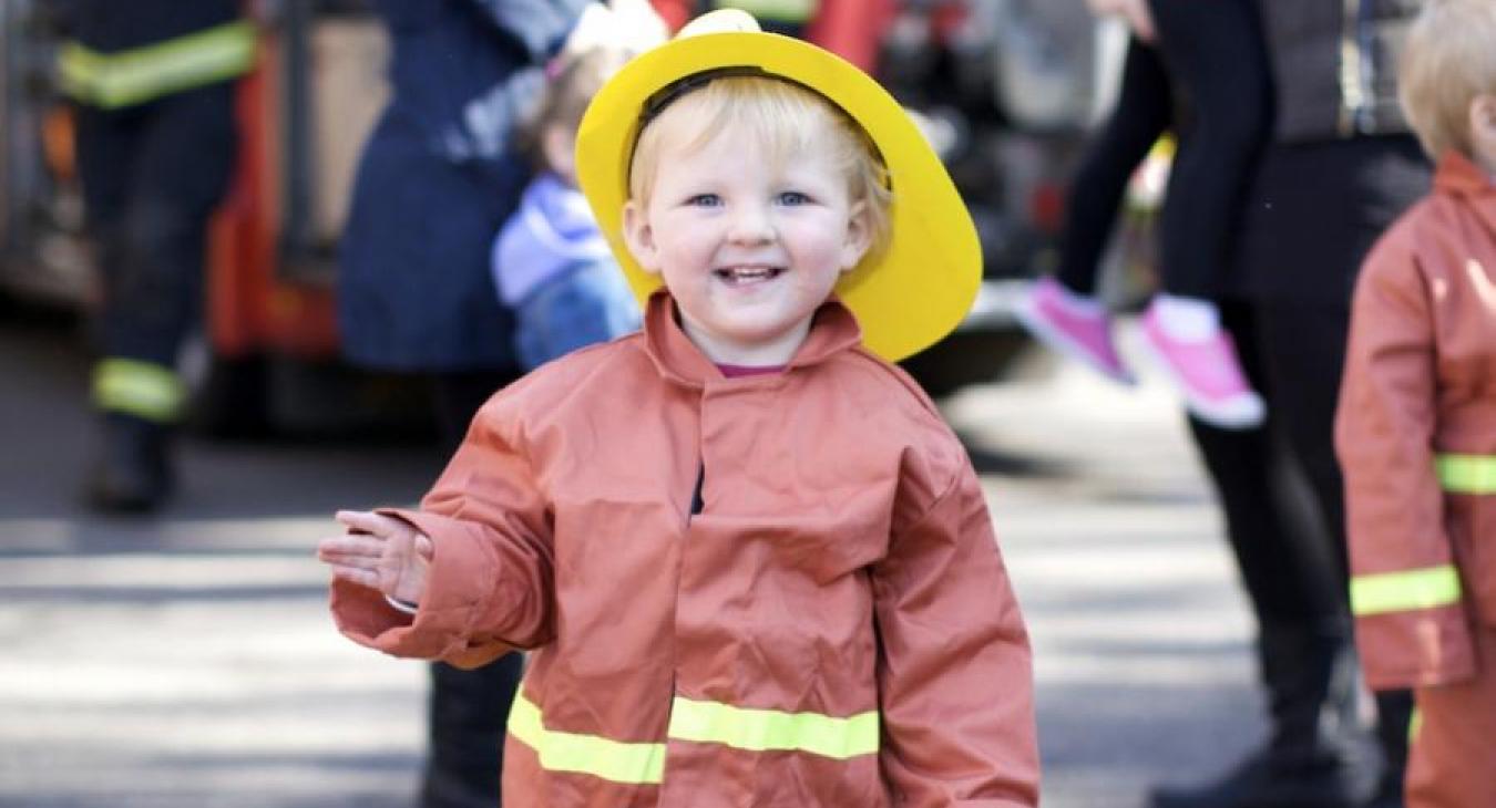 child-fire-hat-helmet