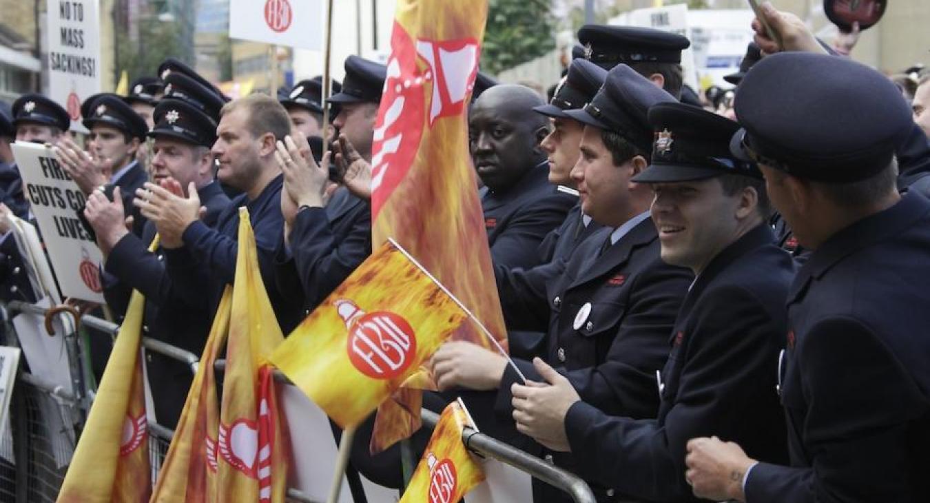 firefighters-parade