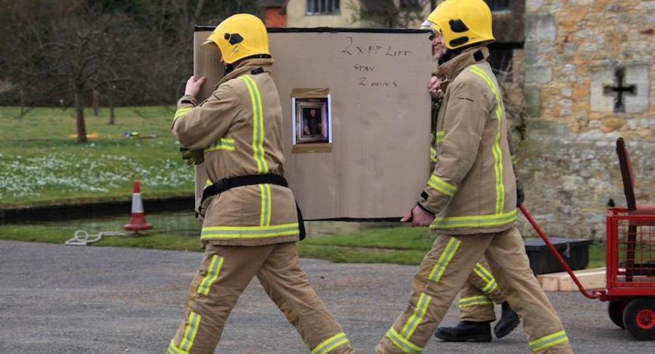 firefighters-with-picture