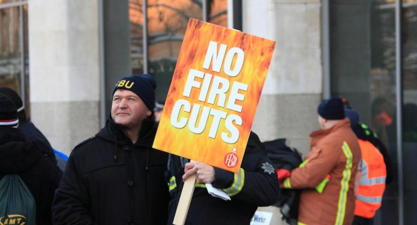 no-fire-cuts-placard