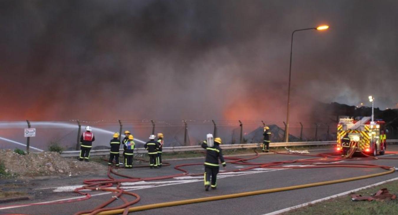 roadside-fire