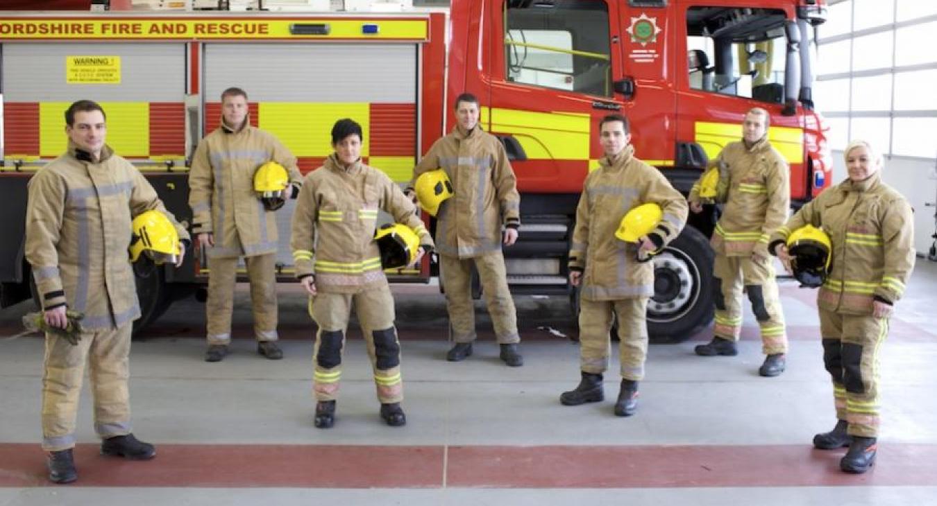 seven-7-firefighters-front-fire-engine