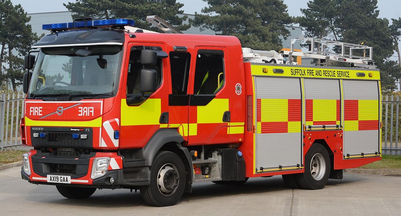 Suffolk fire and rescue service fire appliance 